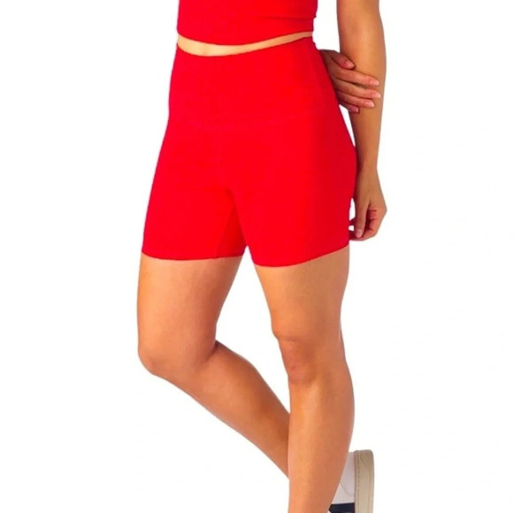 Glyder Pants - Glider High Waisted Ribbed Biker Shorts Size S